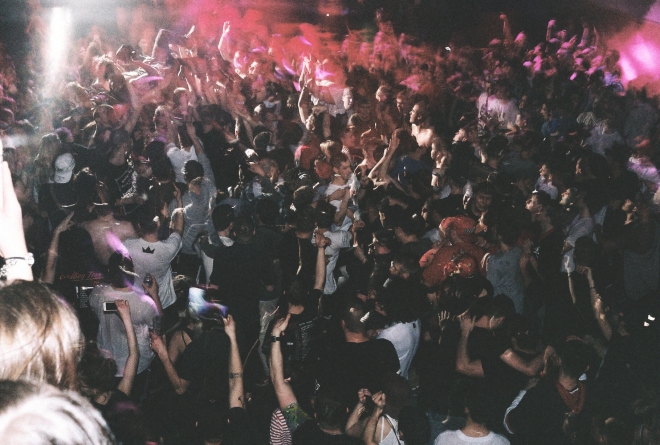 23 Smack A51 Skončila Show Roxy Archetyp stagedive